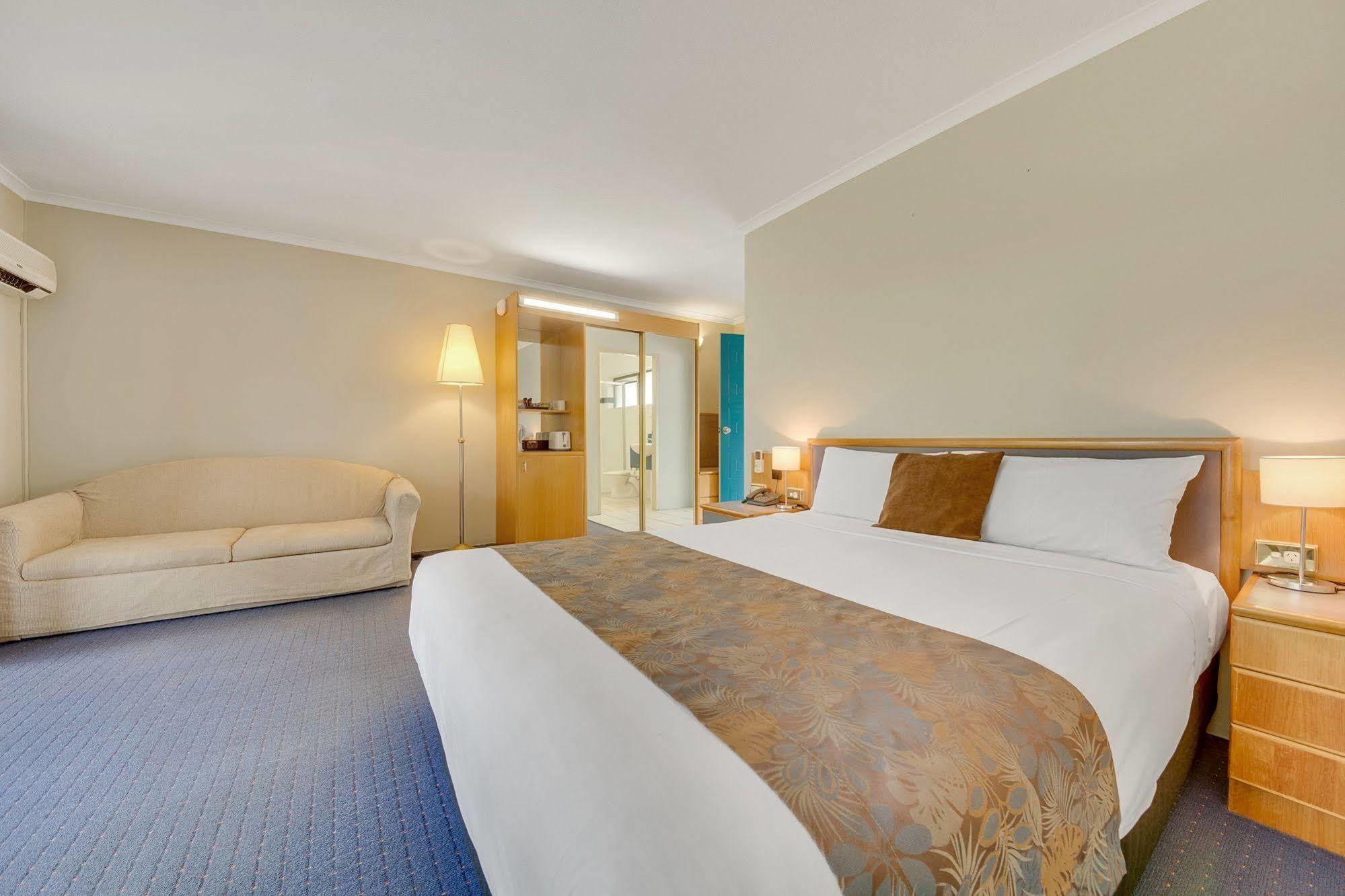 Gladstone Palms Motor Inn Экстерьер фото