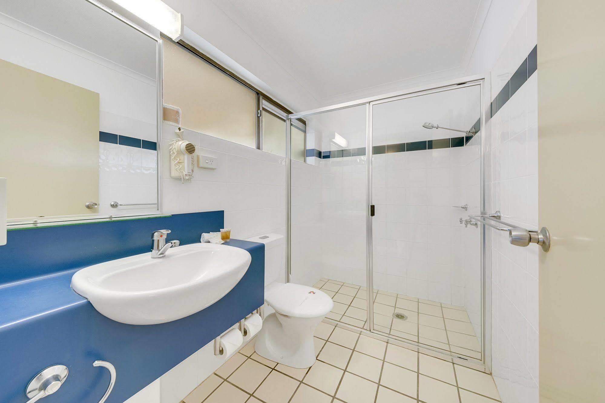 Gladstone Palms Motor Inn Экстерьер фото