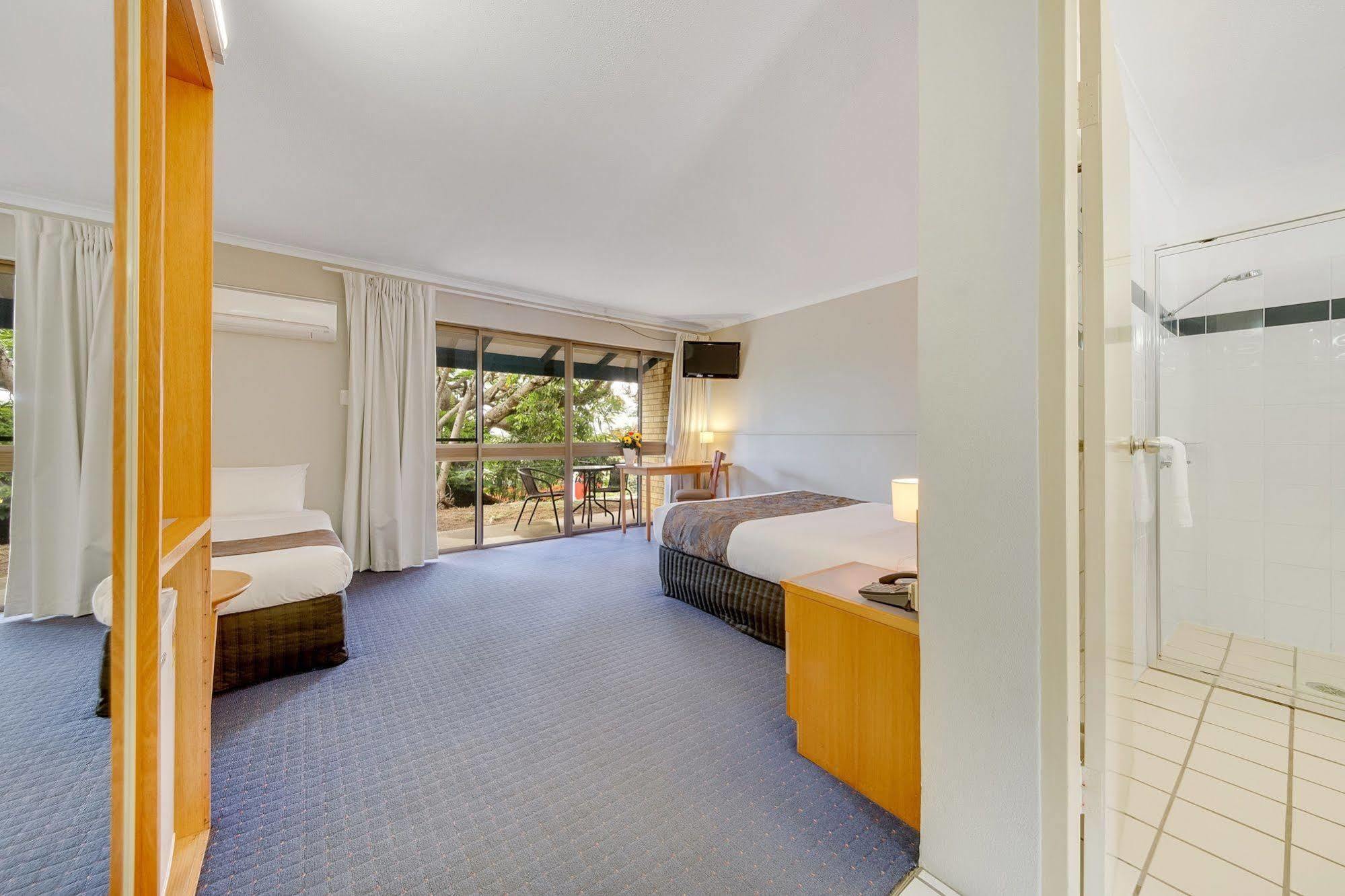 Gladstone Palms Motor Inn Экстерьер фото